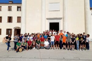 fuori della chiesa