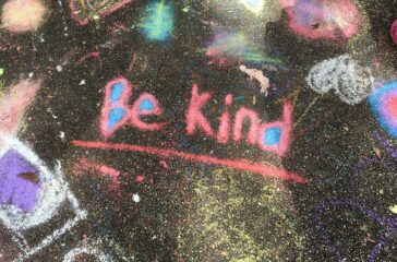 kindness-1197351_960_720