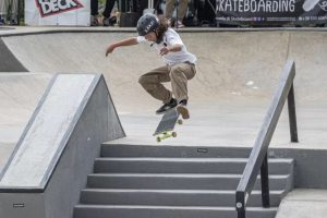 ragazzino sskateboard