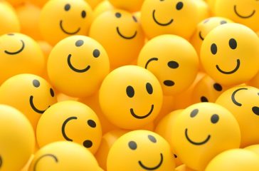 world-smile-day-emojis-arrangement